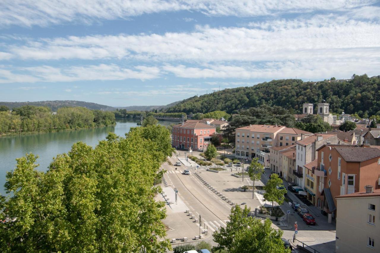 Kyriad Hotel Lyon Givors Dış mekan fotoğraf